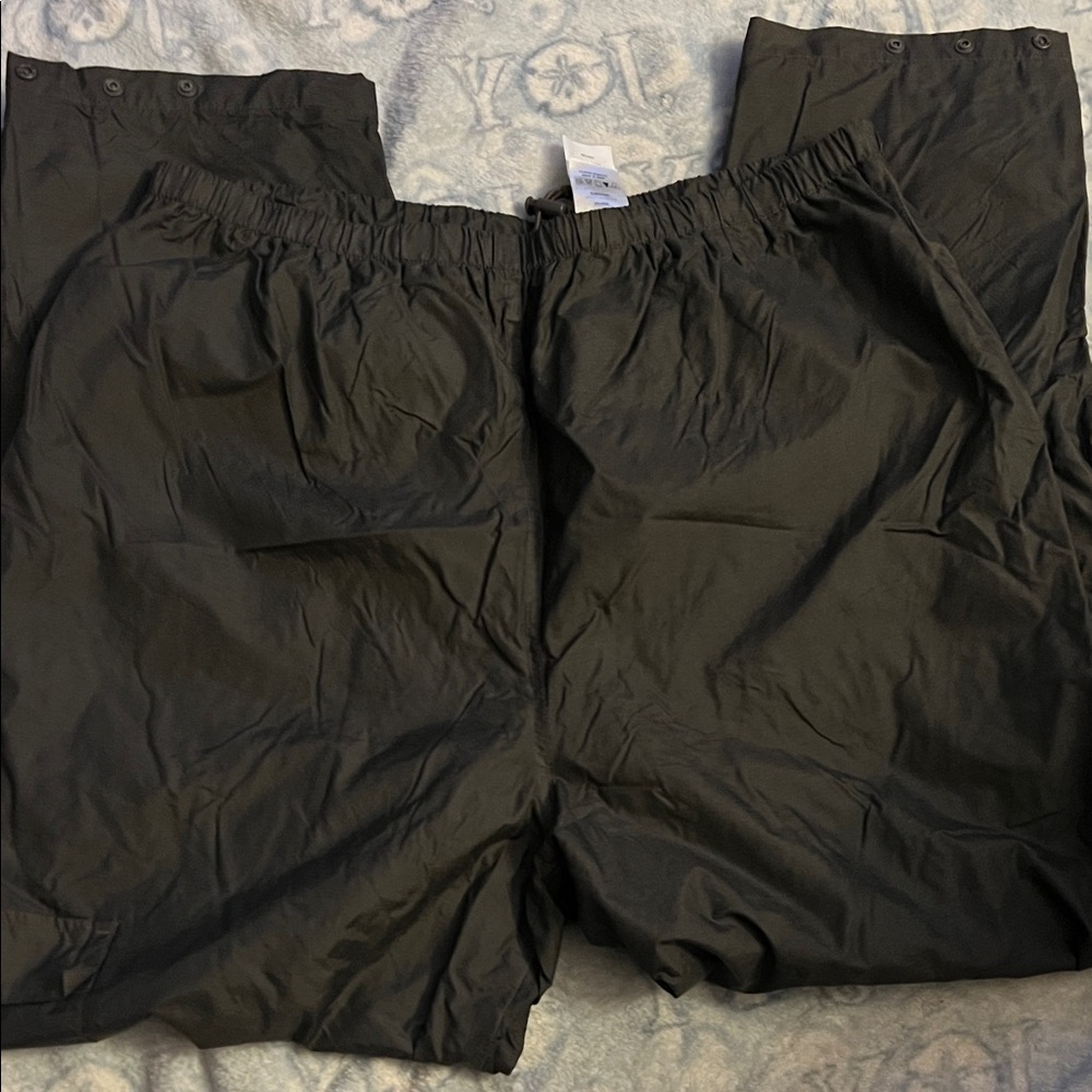 Coleman Men's dark grey Joggers weather proof